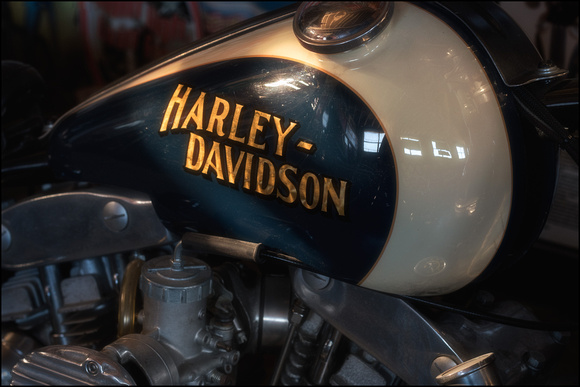 _1AR3217-Harley tank glowing in the afternoon-LA Motorcycle Museum